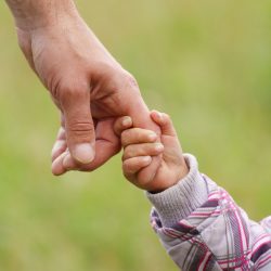 Hire an attorney in France for Child support